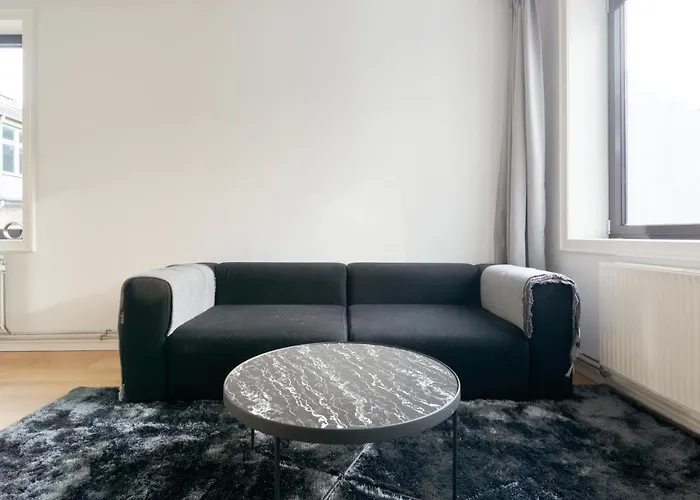 Stylish 2Br W Private Balcony In Cph City Centre